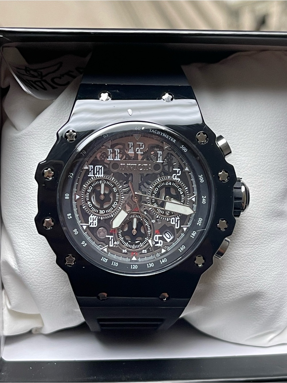 - Invicta Racing Vaulthan Men's Watch - 44mm, Black (69669) New